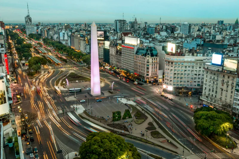 Strada trafficata panorama panning - Fotografia di Enrico Fantoni