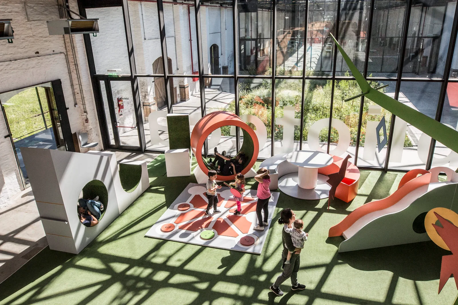 Parco giochi bambini e mamme - Fotografia di Enrico Fantoni